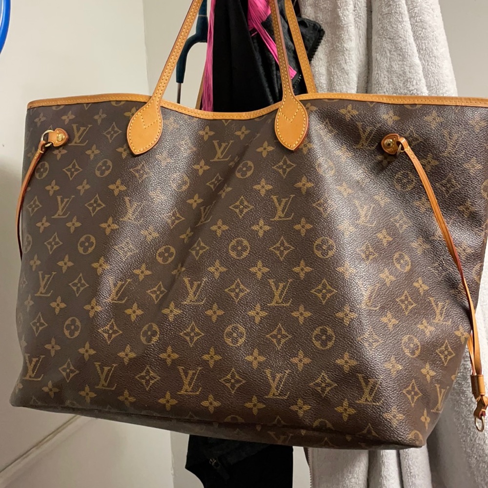 Louis Vuitton Neverfull MM